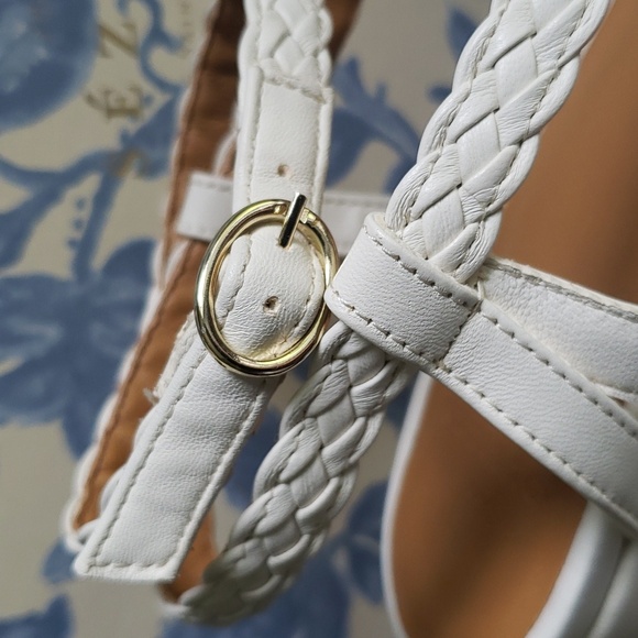 Sezane Natacha Sandals Ecru  size 7 - Picture 5 of 11